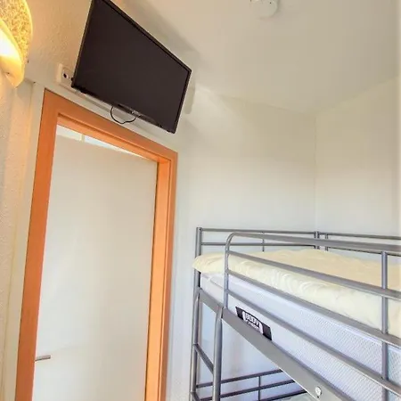 Apartment - Haus F, App 0f0606